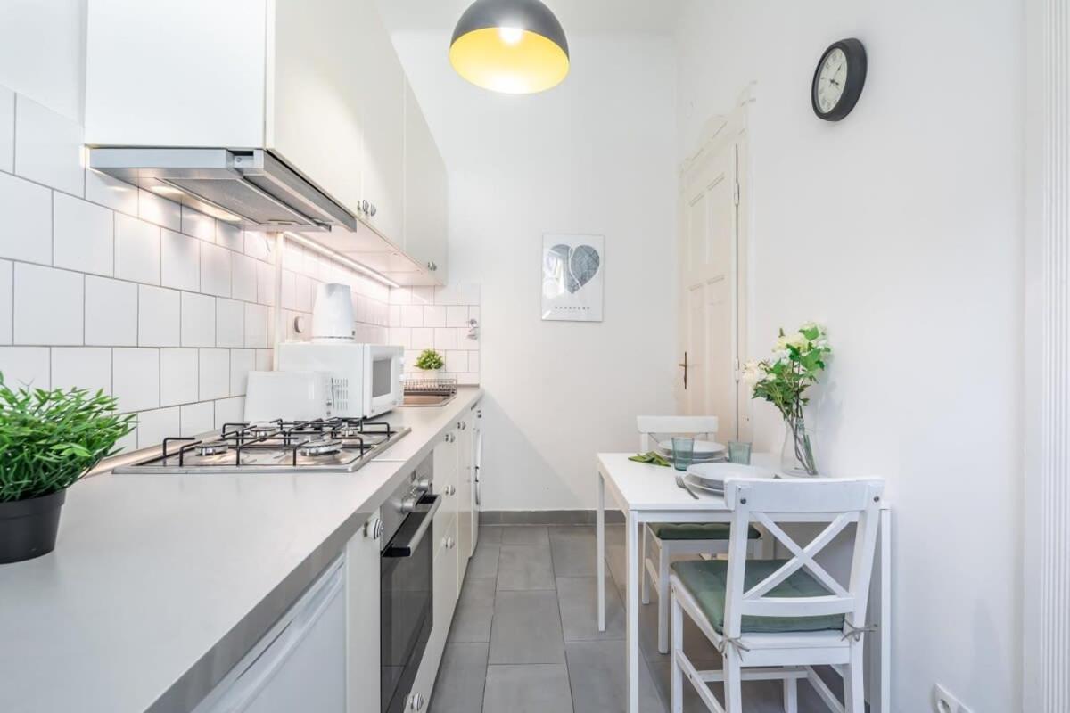 בודפשט Lovely & Cozy Home With A C מראה חיצוני תמונה
